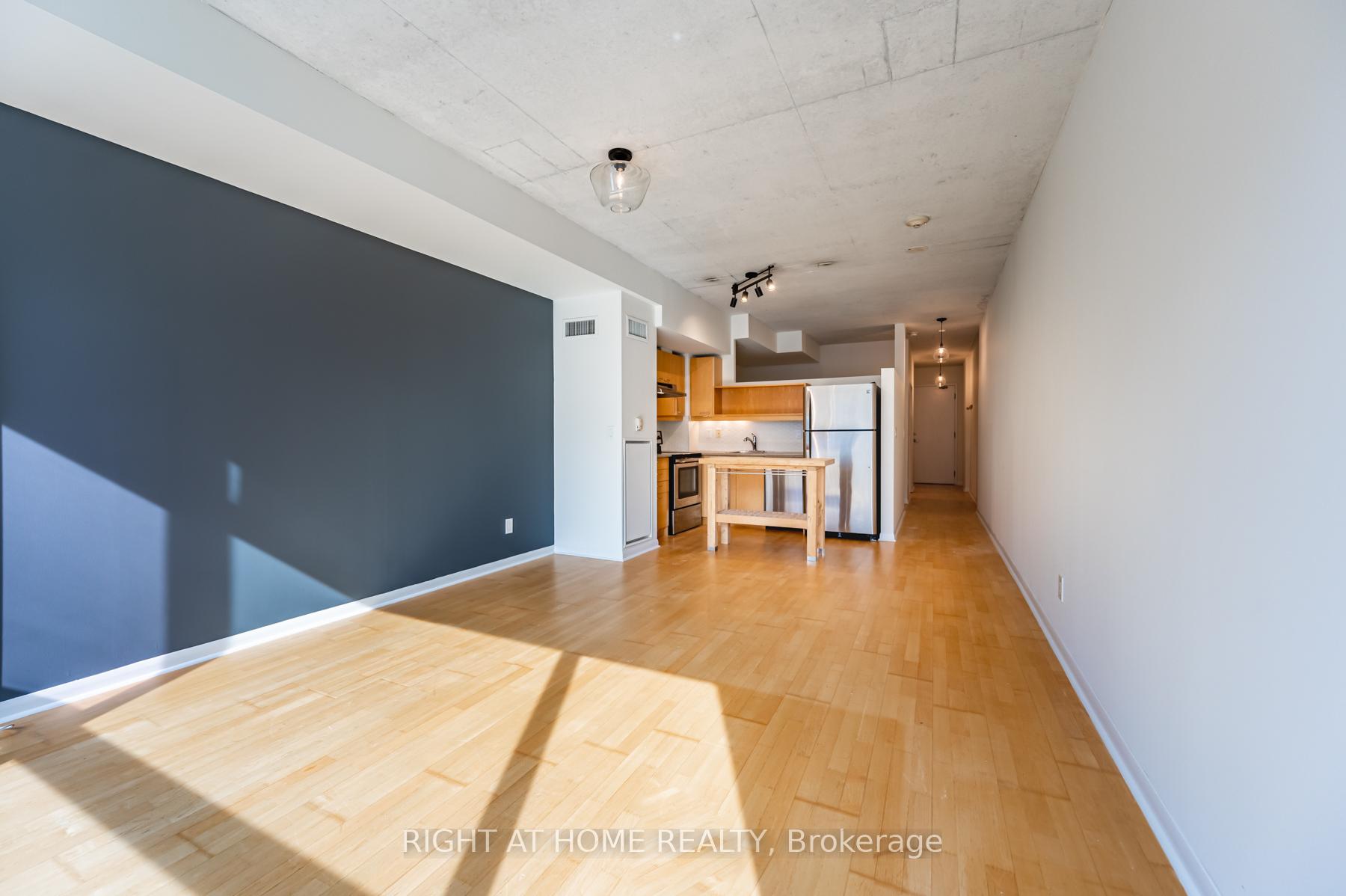 Photo 16 of Unit 726, 333 Adelaide Street E, Toronto, Moss Park — HOMEH