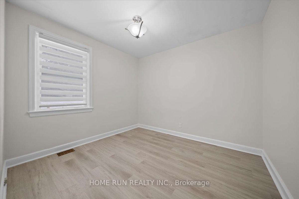 Photo 10 of 841 Iroquois Road, Ottawa, McKellar Heights/Glabar Park — HOMEH