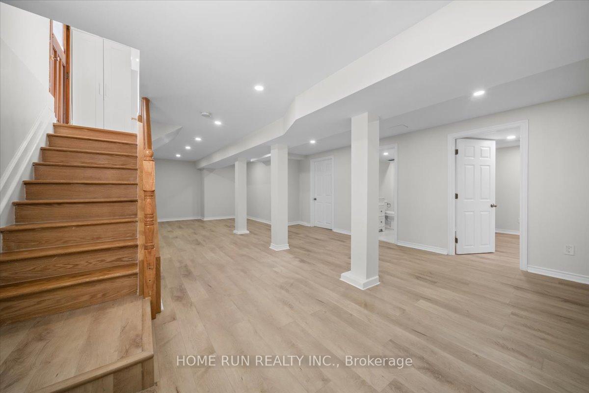 Photo 12 of 841 Iroquois Road, Ottawa, McKellar Heights/Glabar Park — HOMEH