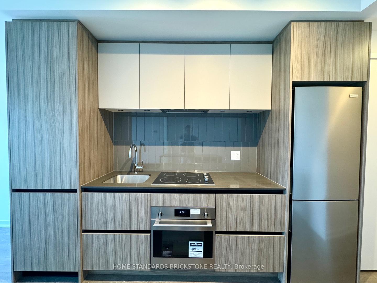 Photo 4 of Unit 501, 8 Beverley Glen Boulevard, Vaughan, Beverley Glen — HOMEH