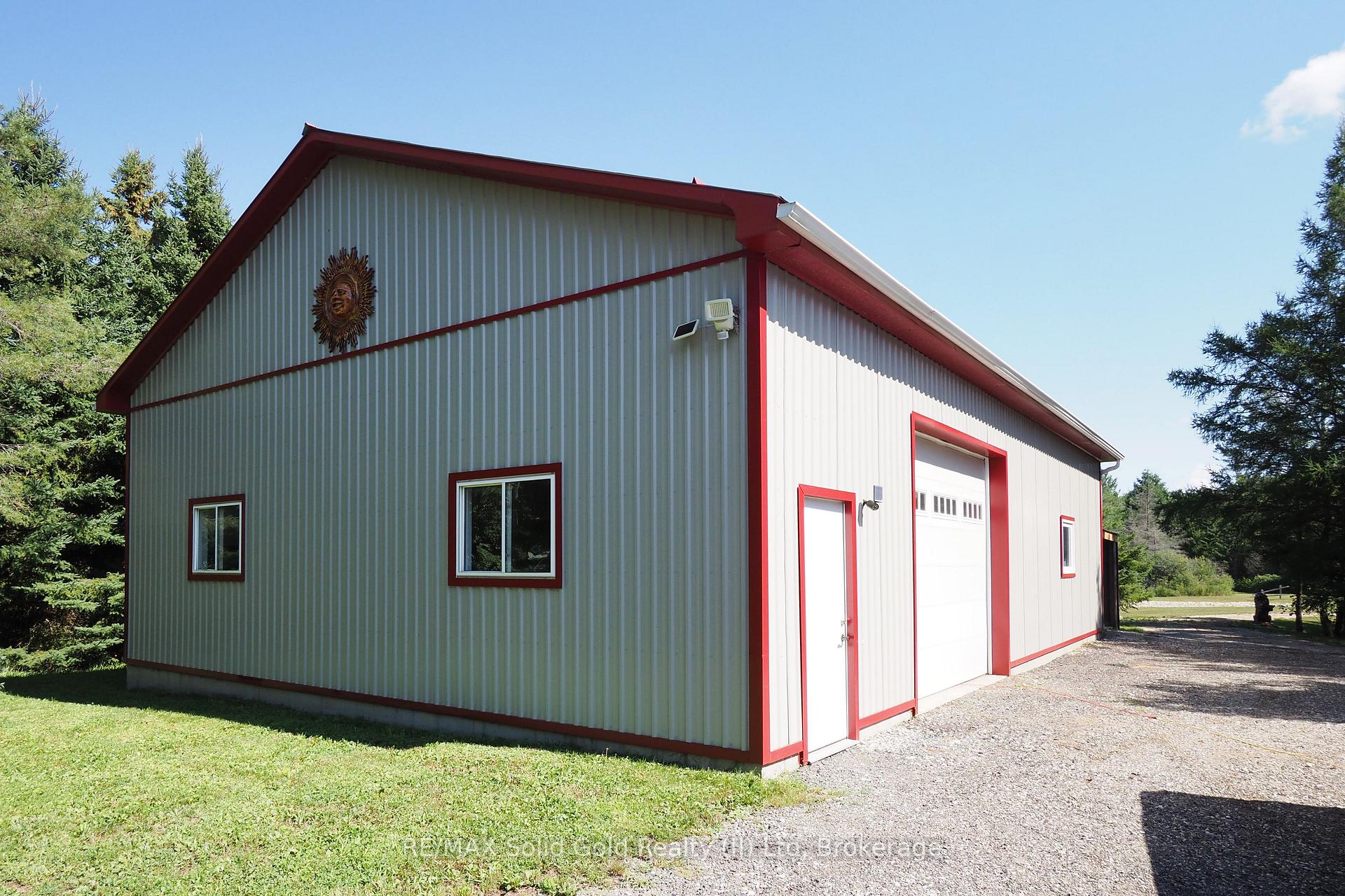 Photo 4 of 7201 Highway 6, Mapleton, Rural Mapleton — HOMEH