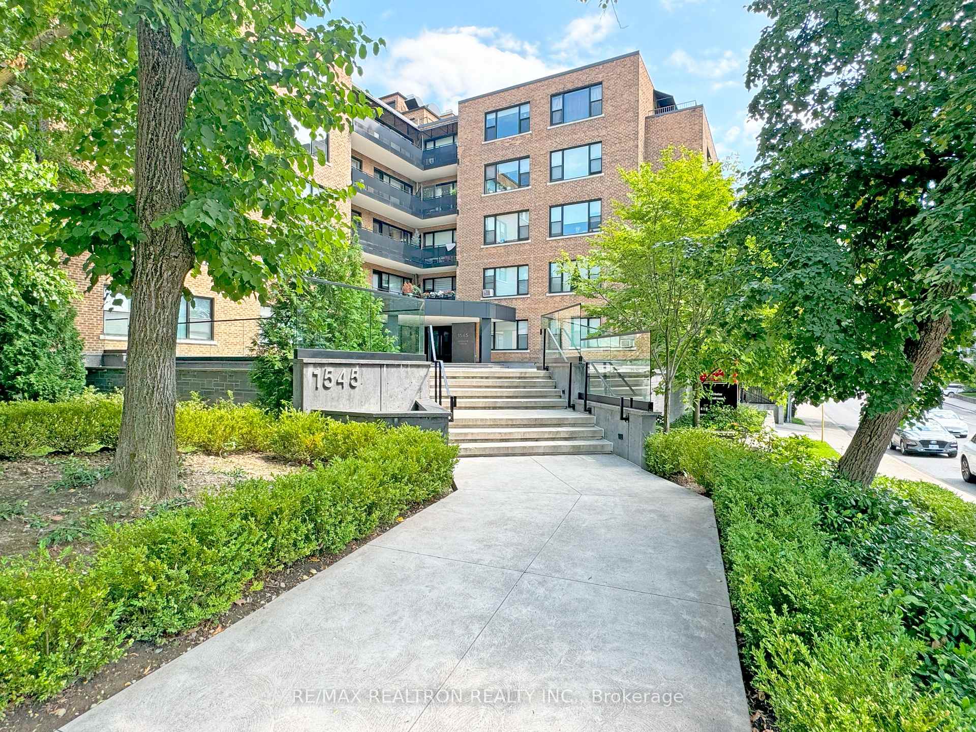 Photo 9 of Unit 509, 1545 Bathurst Street, Toronto, Forest Hill South — HOMEH