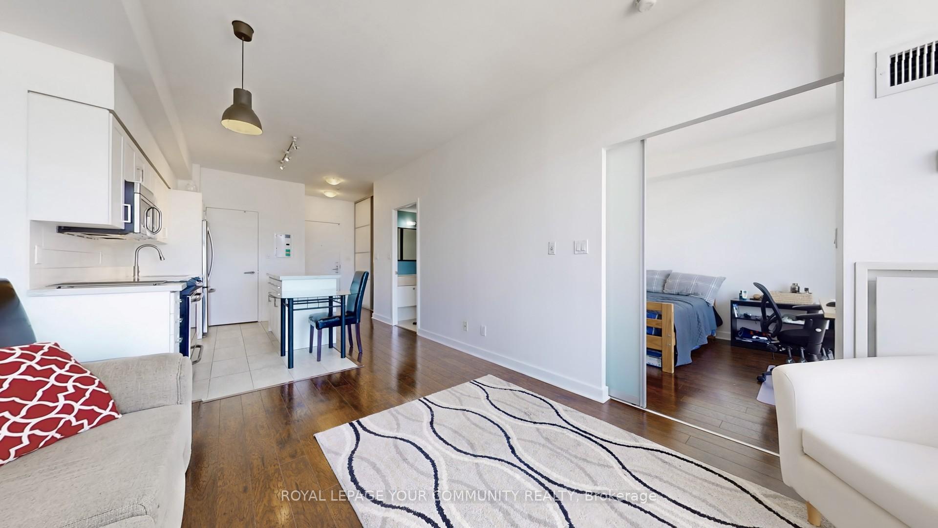 Photo 2 of Unit 2305, 126 Simcoe Street, Toronto, Waterfront Communities — HOMEH
