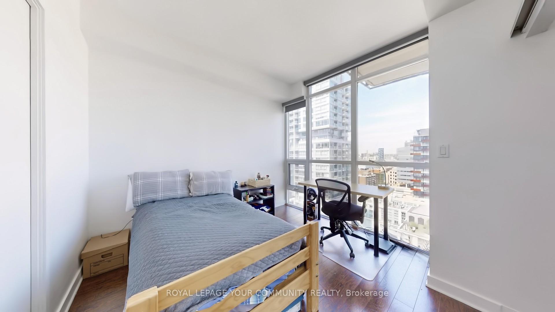 Photo 9 of Unit 2305, 126 Simcoe Street, Toronto, Waterfront Communities — HOMEH