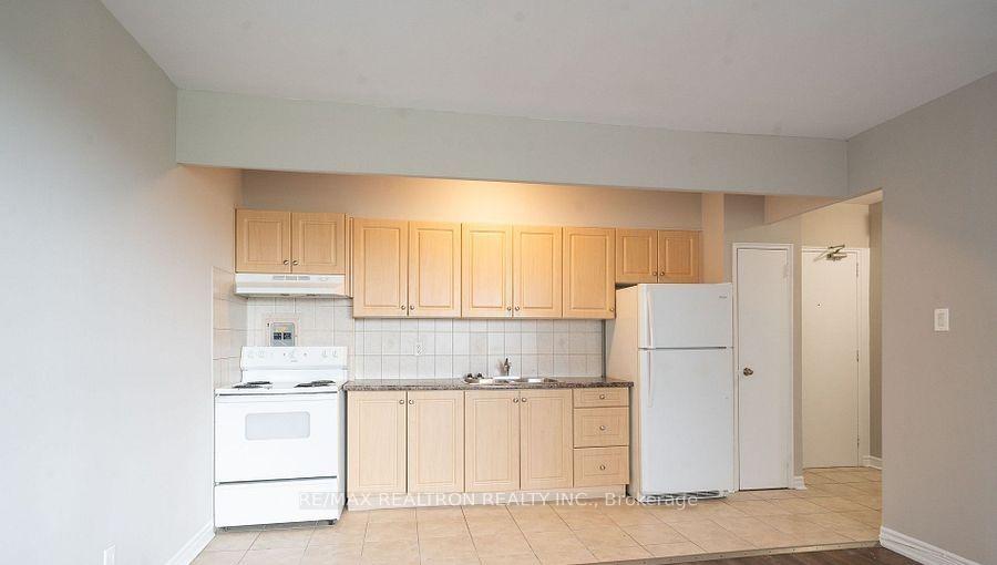 Photo 4 of Unit 317B, 468 Ottawa Street, Hamilton, Corktown — HOMEH