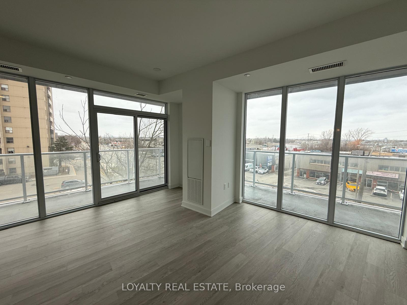 Photo 17 of Unit 307, 2782 Barton Street E, Hamilton, Riverdale — HOMEH