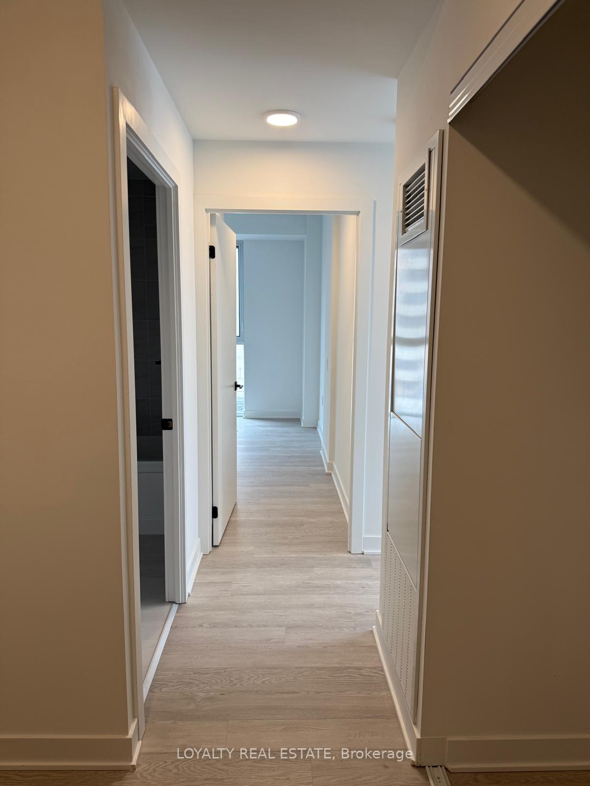 Photo 18 of Unit 307, 2782 Barton Street E, Hamilton, Riverdale — HOMEH