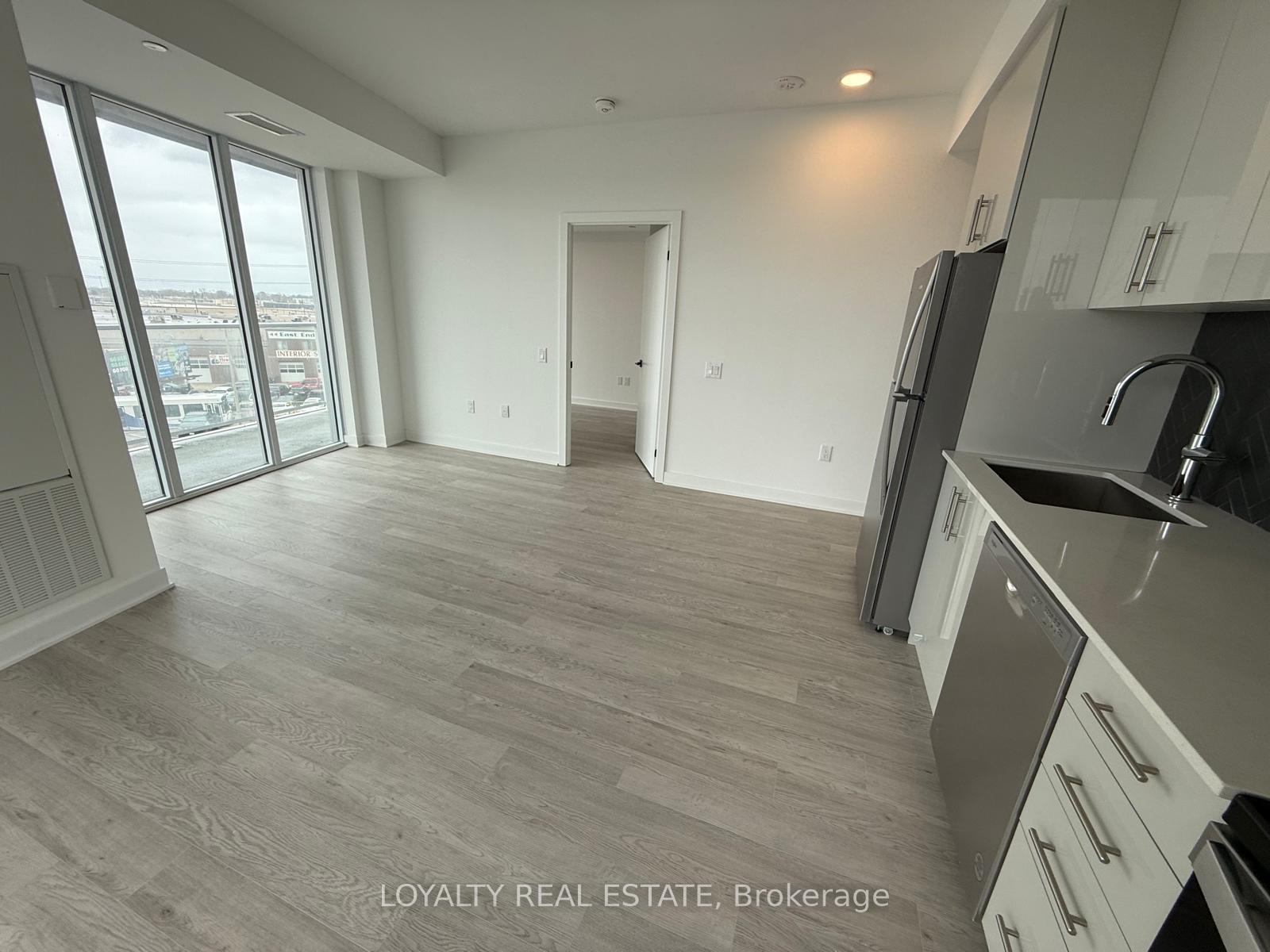 Photo 10 of Unit 307, 2782 Barton Street E, Hamilton, Riverdale — HOMEH