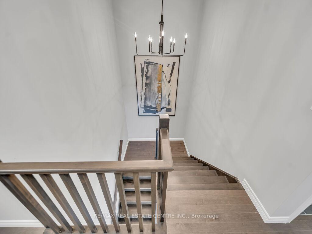 Photo 19 of 640 Florencedale Crescent, Kitchener — HOMEH