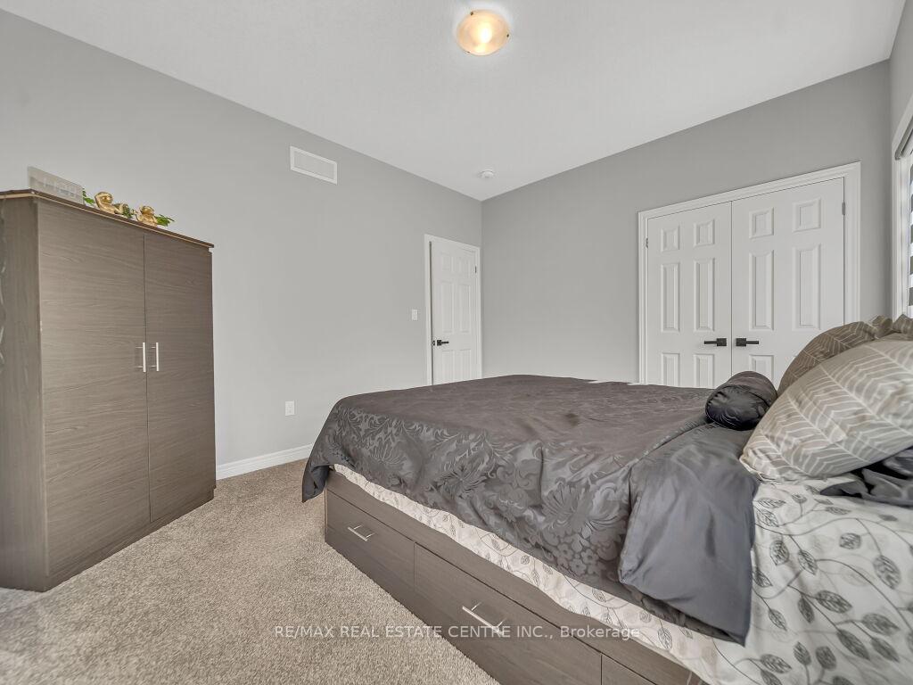 Photo 26 of 640 Florencedale Crescent, Kitchener — HOMEH