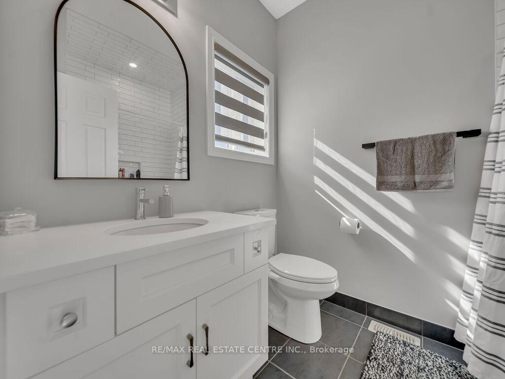 Photo 27 of 640 Florencedale Crescent, Kitchener — HOMEH
