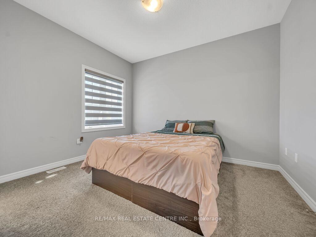 Photo 29 of 640 Florencedale Crescent, Kitchener — HOMEH