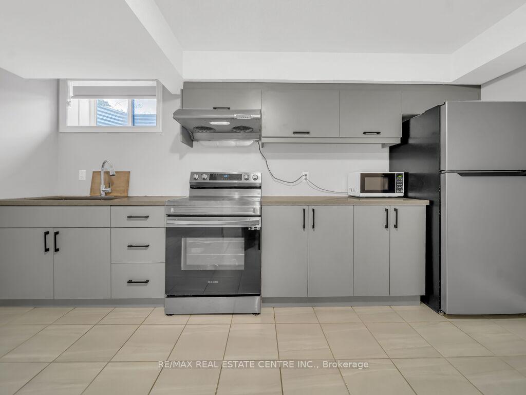 Photo 39 of 640 Florencedale Crescent, Kitchener — HOMEH