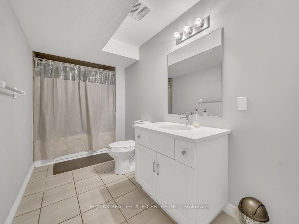 Photo 42 of 640 Florencedale Crescent, Kitchener — HOMEH