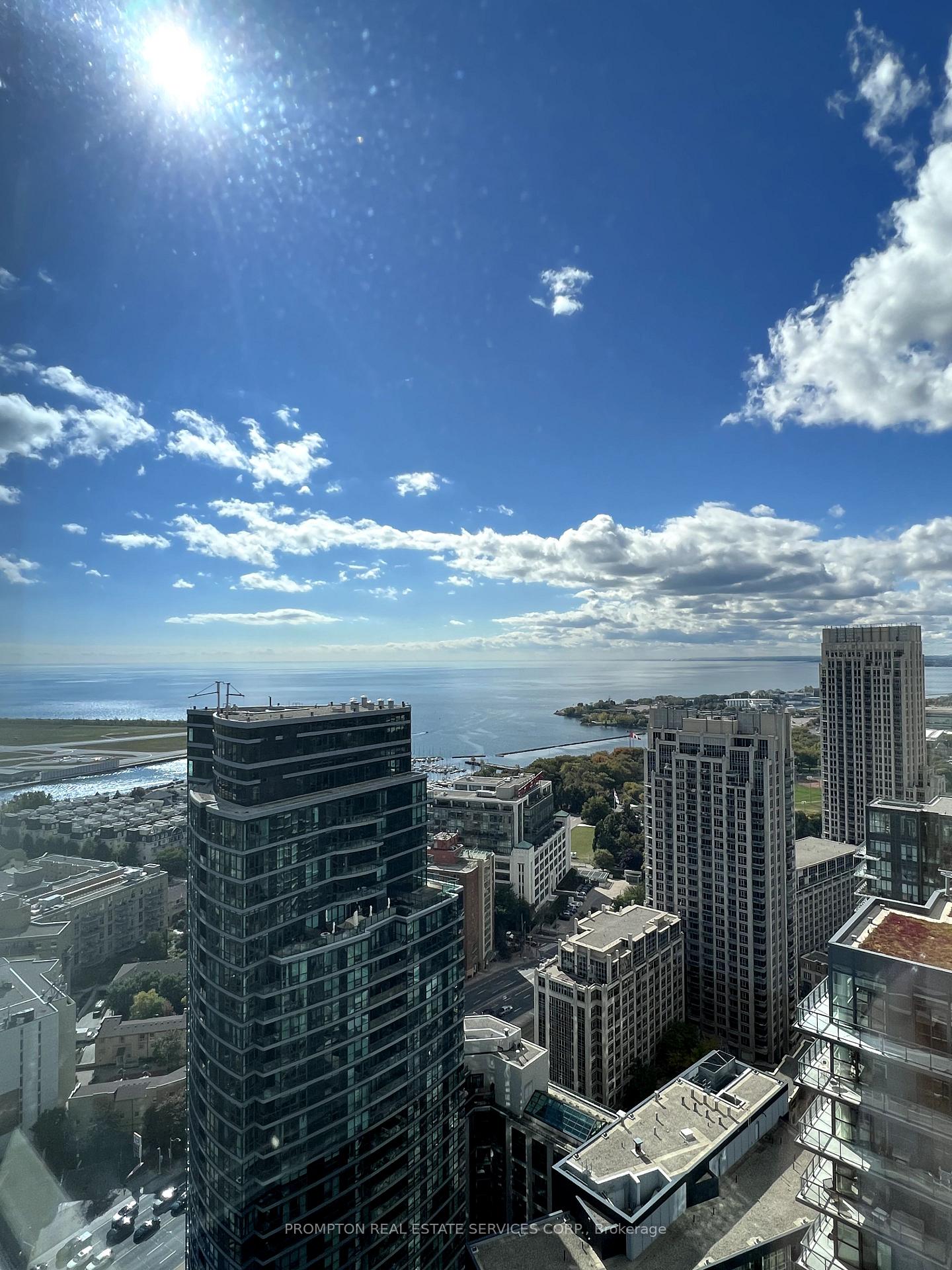 Photo 13 of Unit 4103, 19 Bathurst Street, Toronto, Waterfront Communities — HOMEH