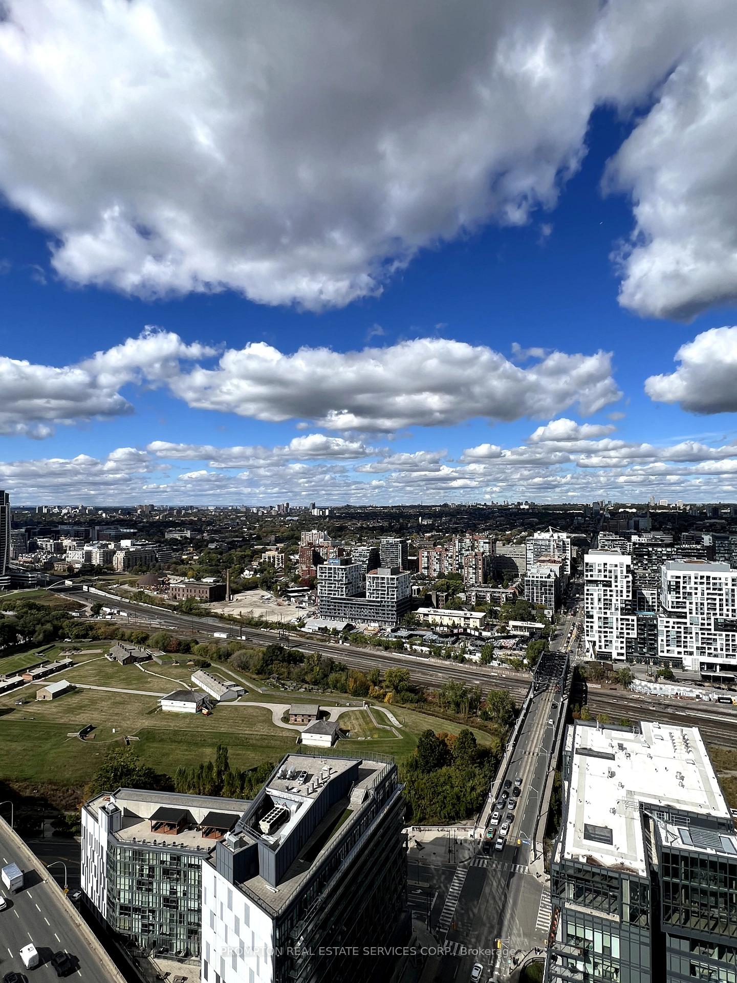 Photo 15 of Unit 4103, 19 Bathurst Street, Toronto, Waterfront Communities — HOMEH