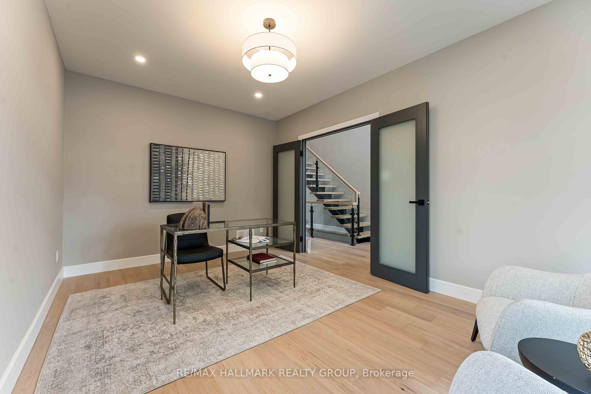 Photo 5 of 110 Theberge Private, Ottawa, Meadowlands/St. Claire Gardens — HOMEH