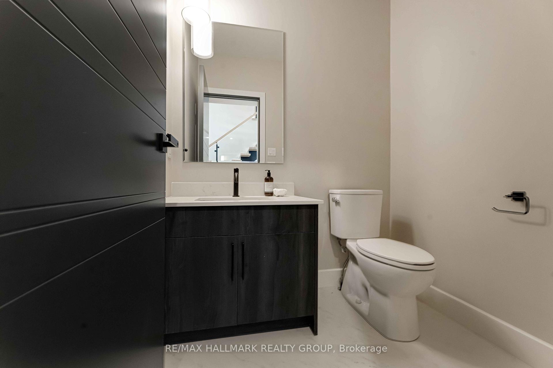 Photo 14 of 110 Theberge Private, Ottawa, Meadowlands/St. Claire Gardens — HOMEH