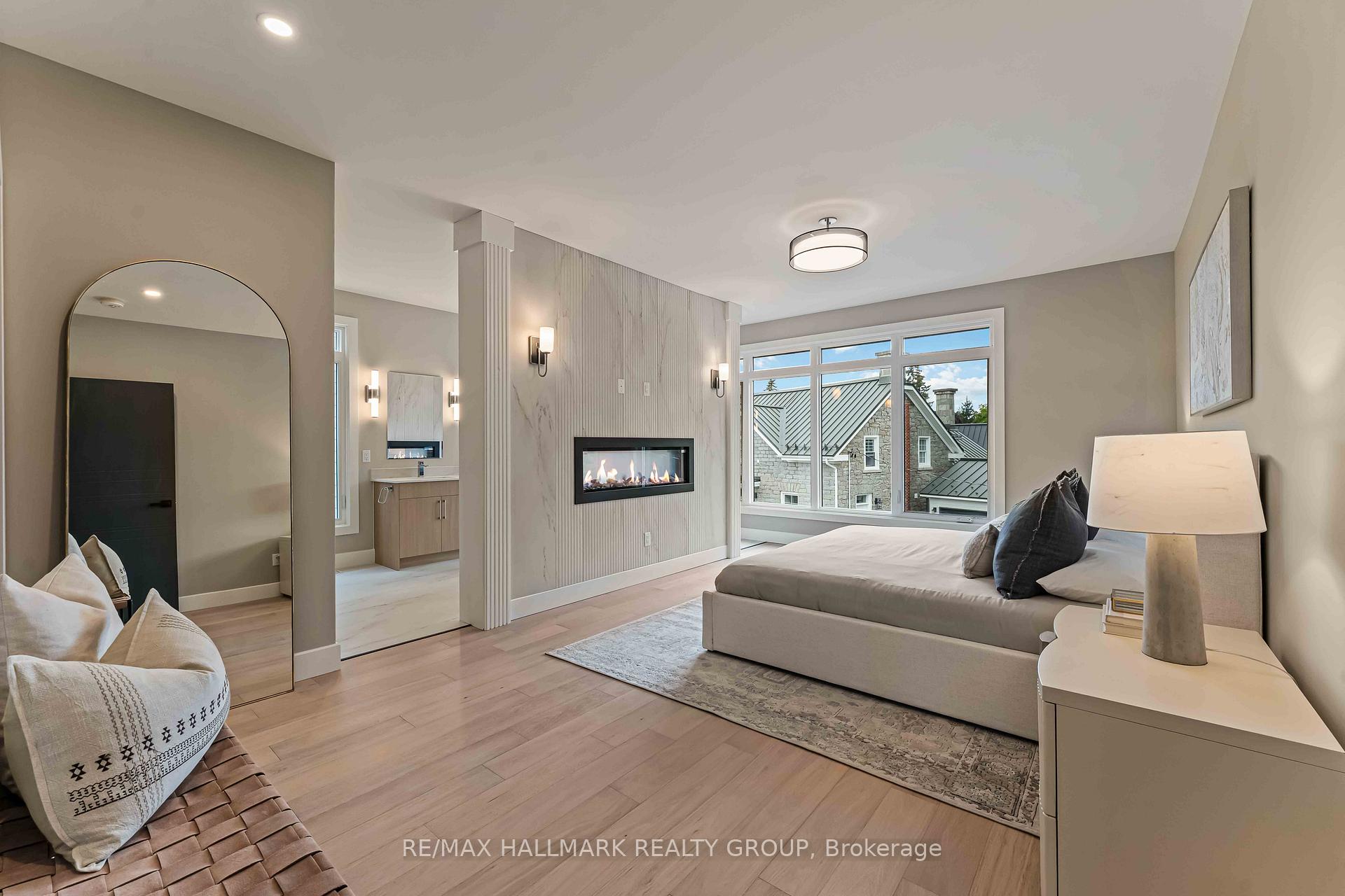 Photo 16 of 110 Theberge Private, Ottawa, Meadowlands/St. Claire Gardens — HOMEH