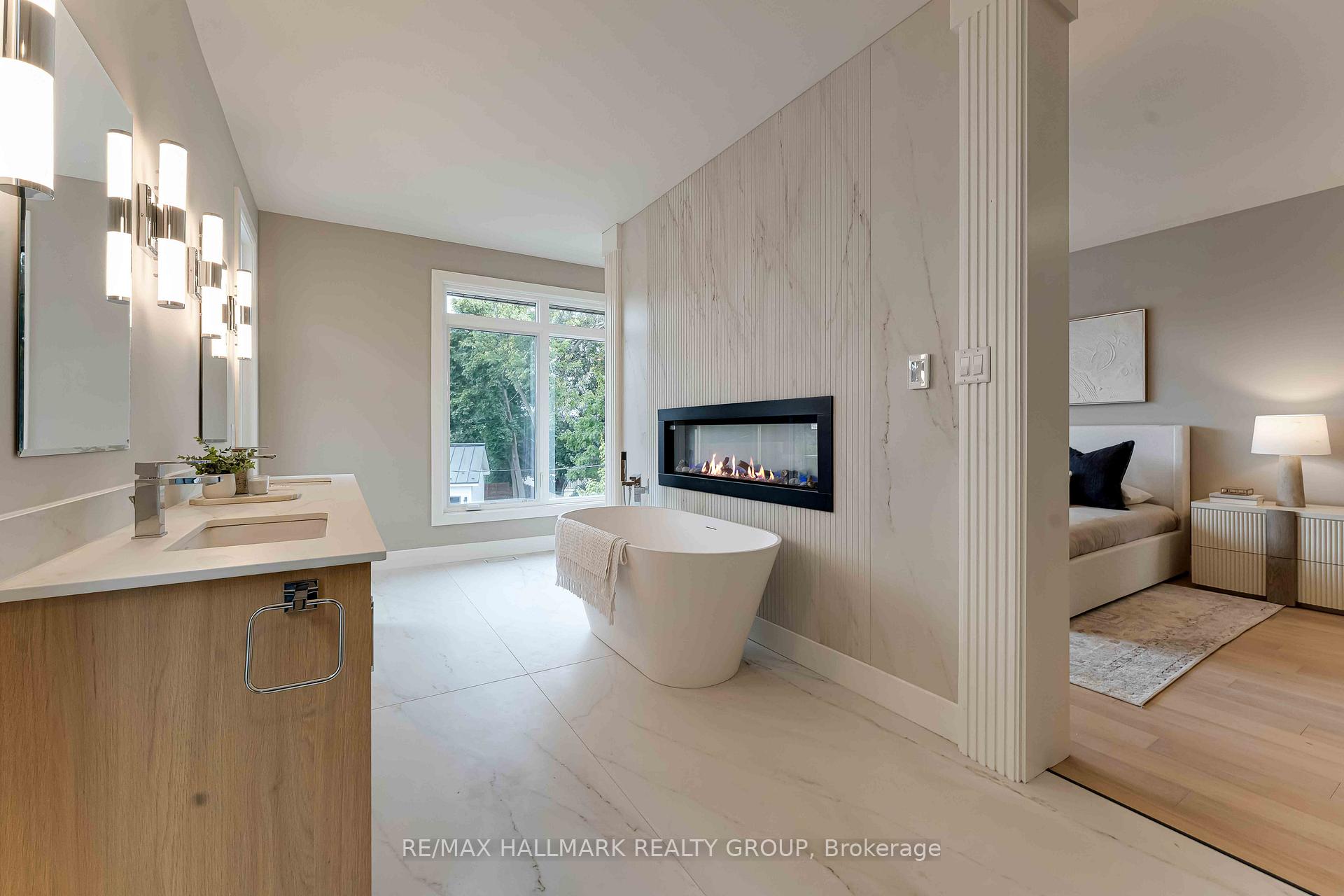 Photo 20 of 110 Theberge Private, Ottawa, Meadowlands/St. Claire Gardens — HOMEH