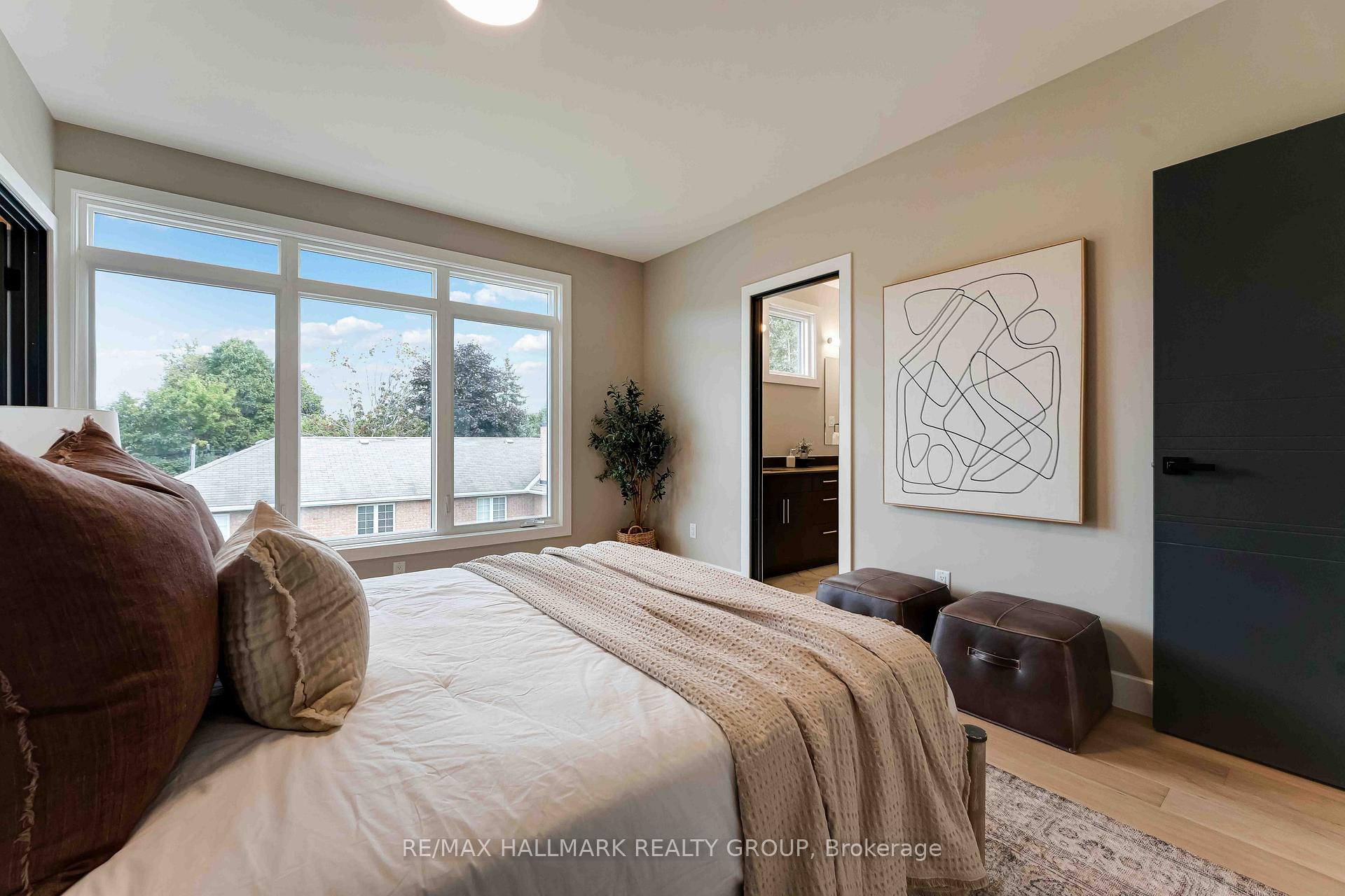 Photo 27 of 110 Theberge Private, Ottawa, Meadowlands/St. Claire Gardens — HOMEH