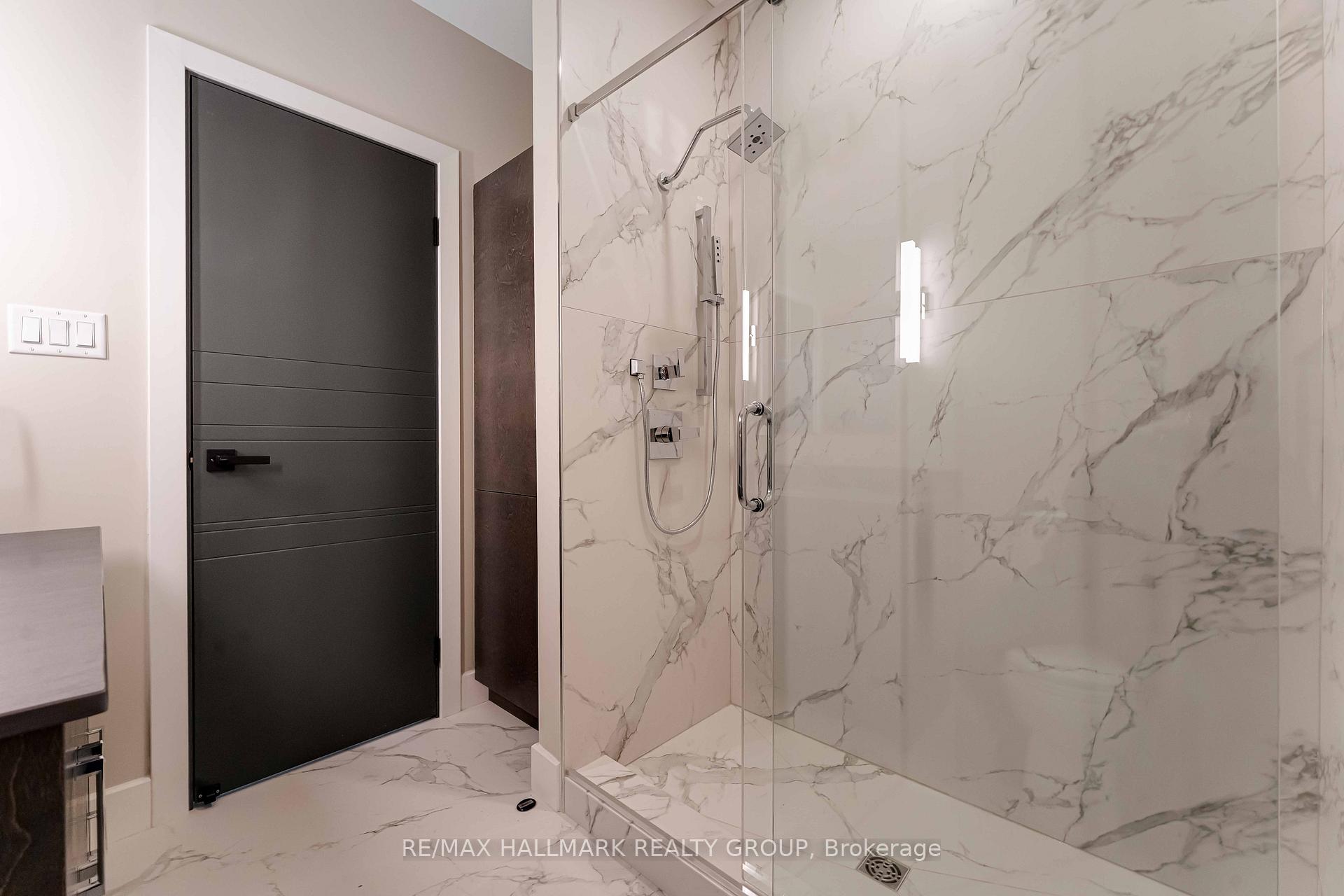 Photo 30 of 110 Theberge Private, Ottawa, Meadowlands/St. Claire Gardens — HOMEH
