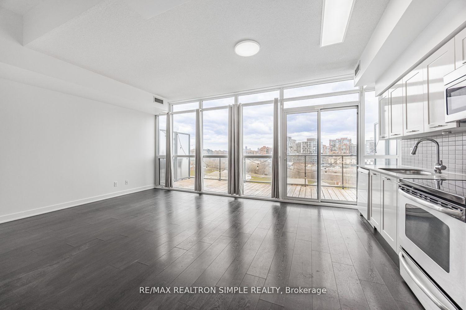 Photo 5 of Unit 926, 169 Fort York Boulevard, Toronto, Waterfront Communities — HOMEH