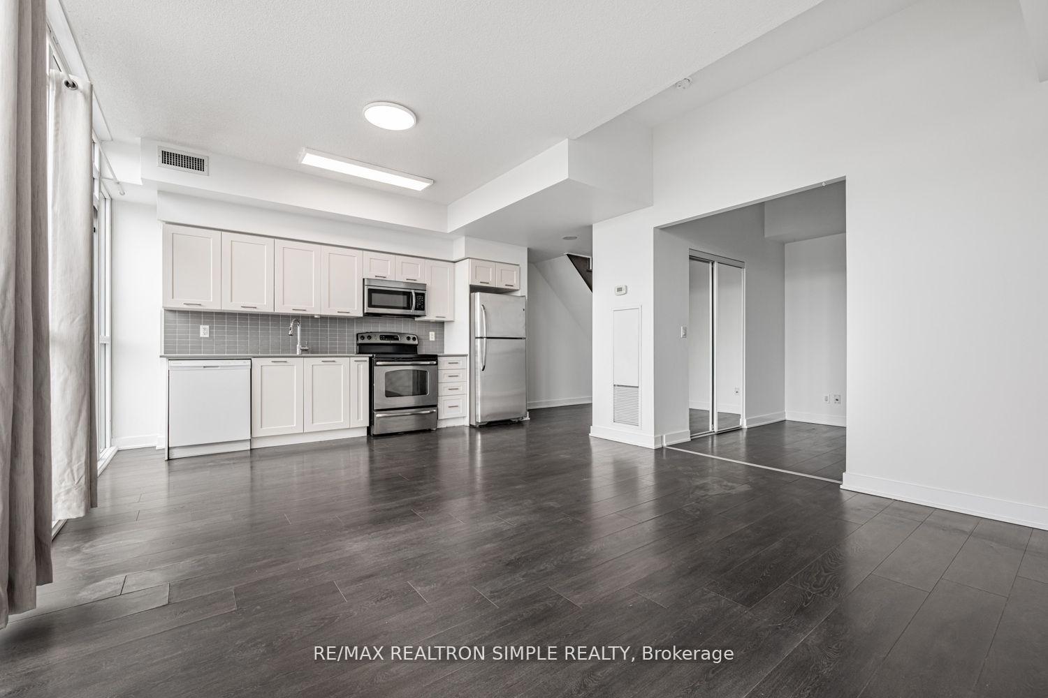 Photo 10 of Unit 926, 169 Fort York Boulevard, Toronto, Waterfront Communities — HOMEH
