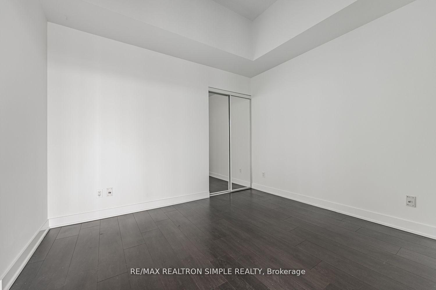 Photo 14 of Unit 926, 169 Fort York Boulevard, Toronto, Waterfront Communities — HOMEH