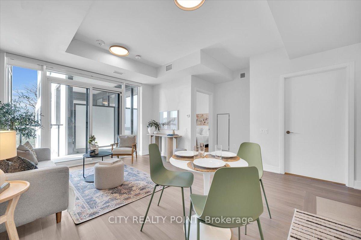 Photo 3 of Unit 315, 664 Spadina Avenue, Toronto, University — HOMEH