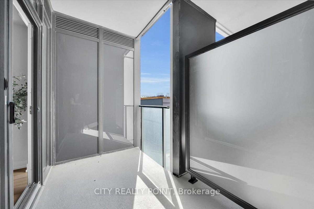 Photo 19 of Unit 315, 664 Spadina Avenue, Toronto, University — HOMEH