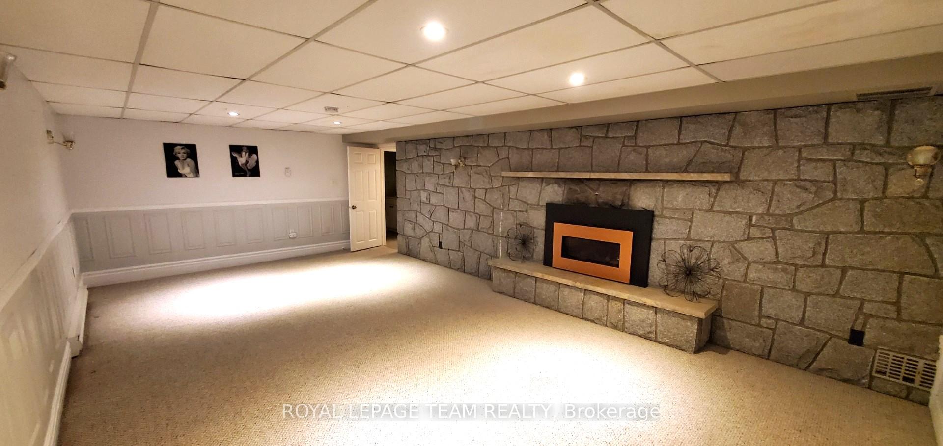 Photo 10 of Unit B, 2064 River Road, Ottawa, Manotick East to Manotick Station — HOMEH
