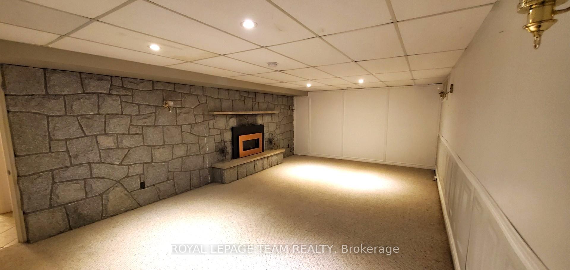 Photo 12 of Unit B, 2064 River Road, Ottawa, Manotick East to Manotick Station — HOMEH