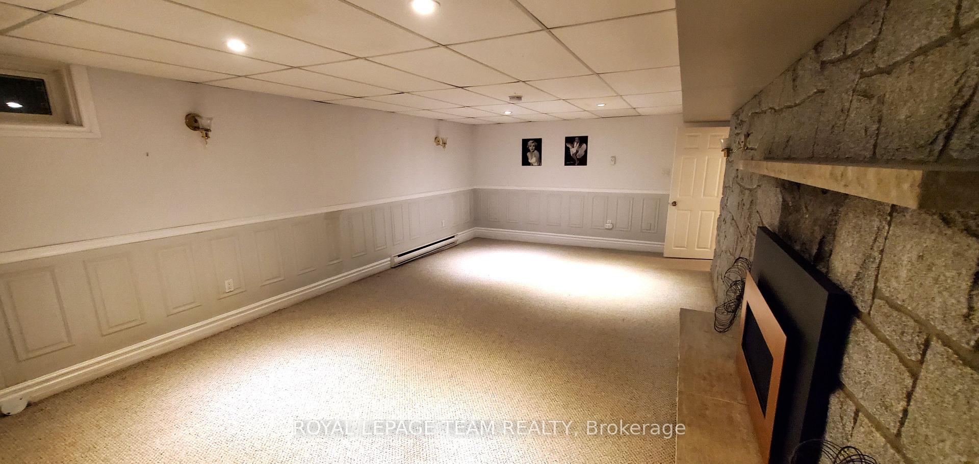 Photo 14 of Unit B, 2064 River Road, Ottawa, Manotick East to Manotick Station — HOMEH