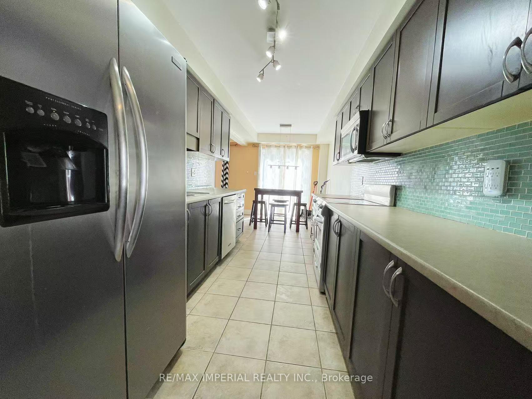 Photo 13 of Unit 11, 7 Southside Place, Hamilton, Mountview — HOMEH