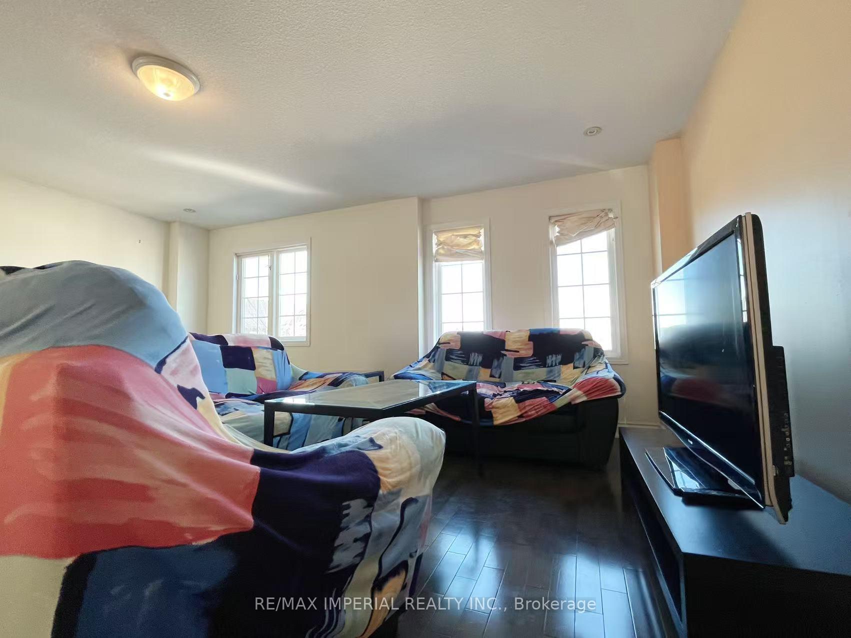 Photo 6 of Unit 11, 7 Southside Place, Hamilton, Mountview — HOMEH