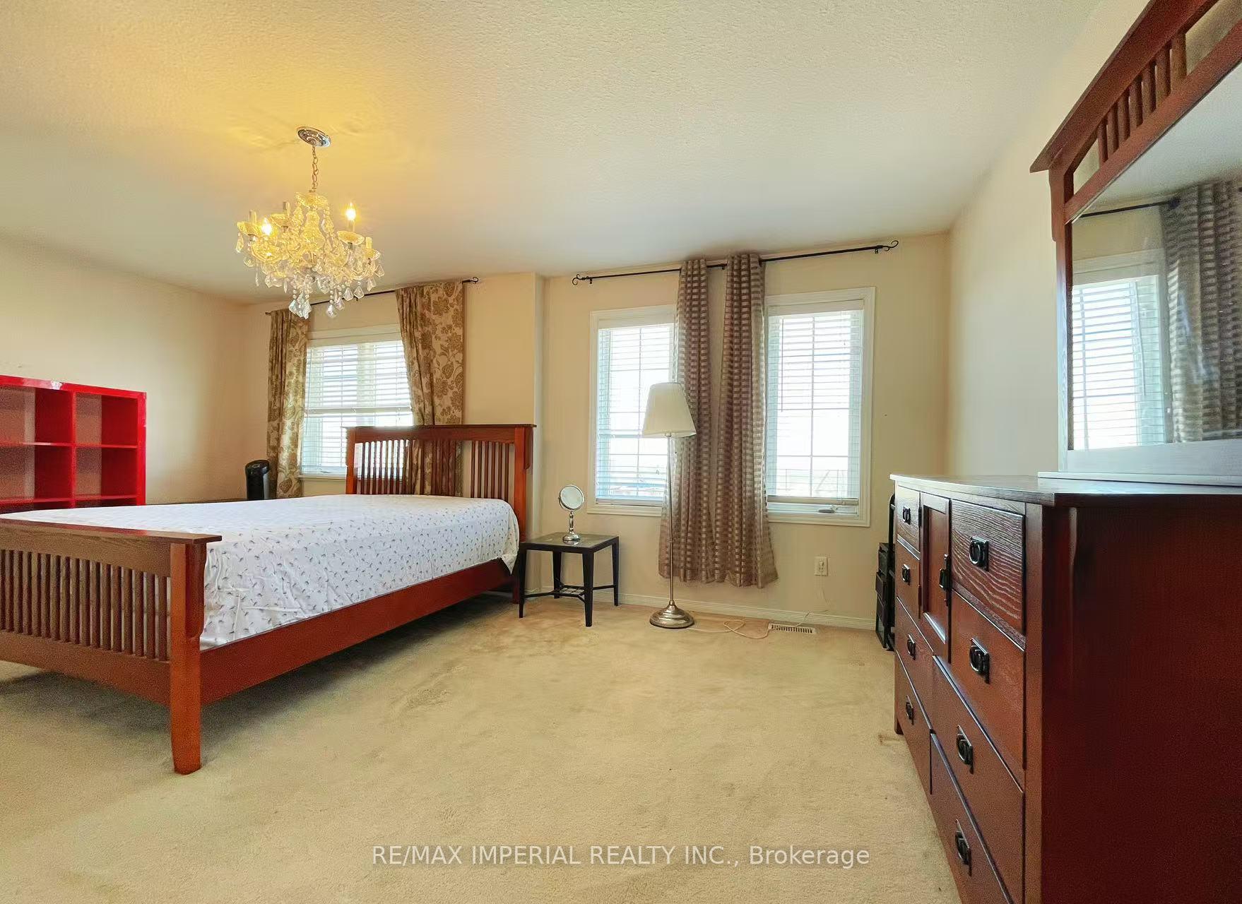 Photo 23 of Unit 11, 7 Southside Place, Hamilton, Mountview — HOMEH