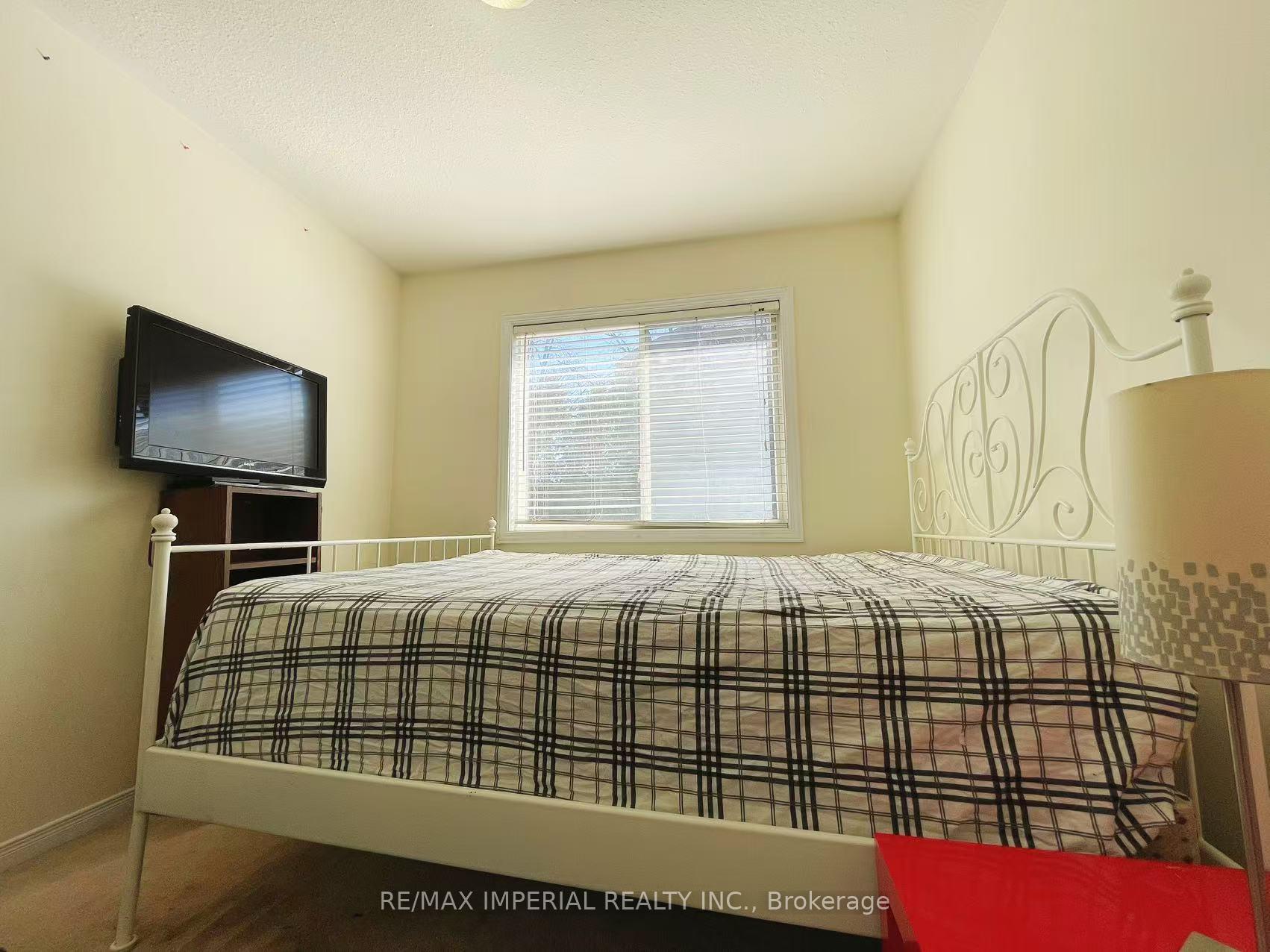 Photo 14 of Unit 11, 7 Southside Place, Hamilton, Mountview — HOMEH