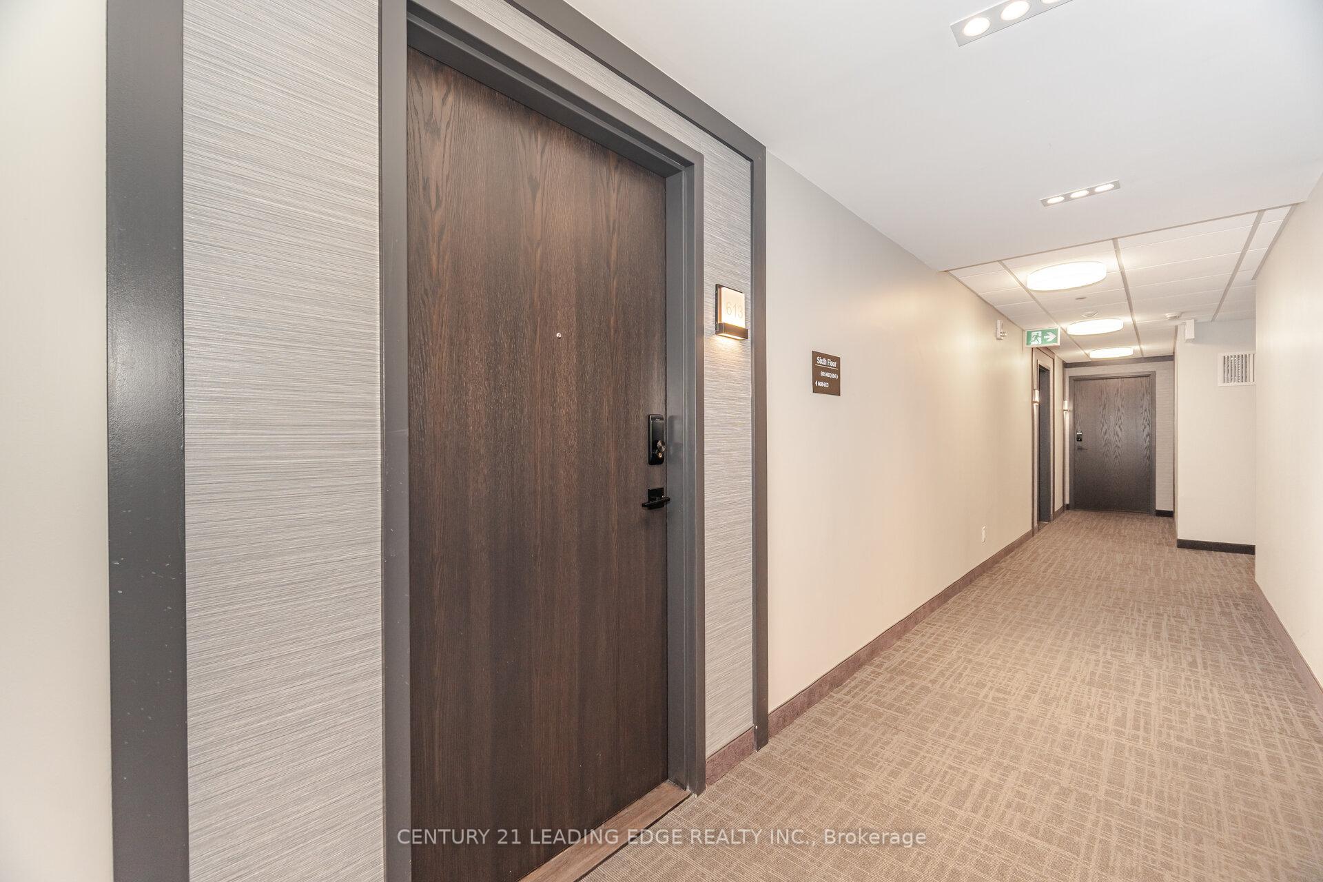 Photo 5 of Unit 613, 56 Lakeside Terrace, Barrie, Little Lake — HOMEH