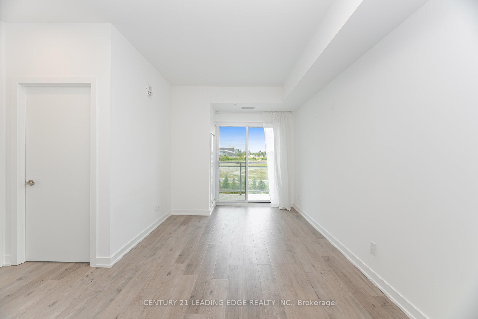 Photo 8 of Unit 613, 56 Lakeside Terrace, Barrie, Little Lake — HOMEH