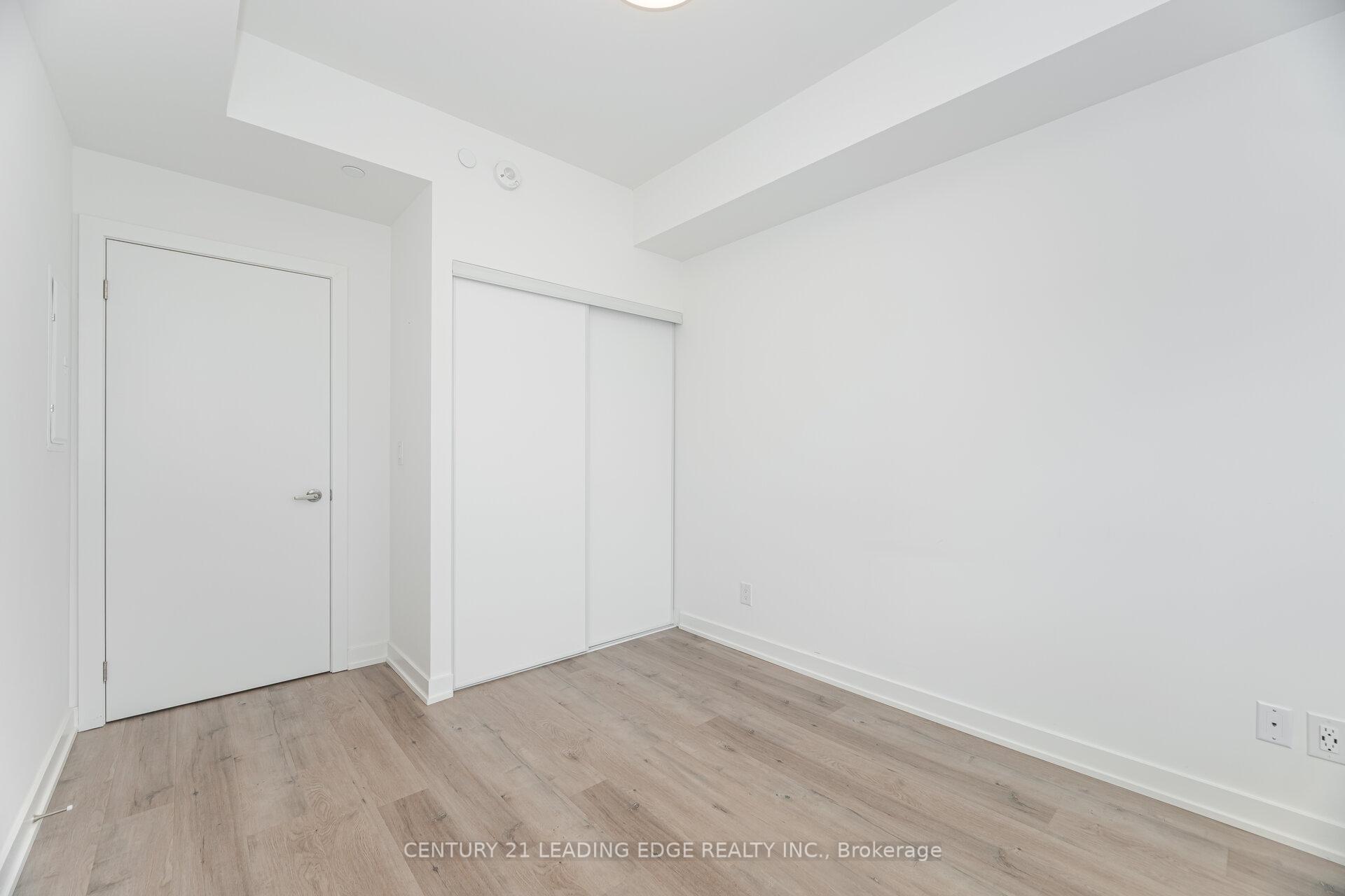 Photo 9 of Unit 613, 56 Lakeside Terrace, Barrie, Little Lake — HOMEH