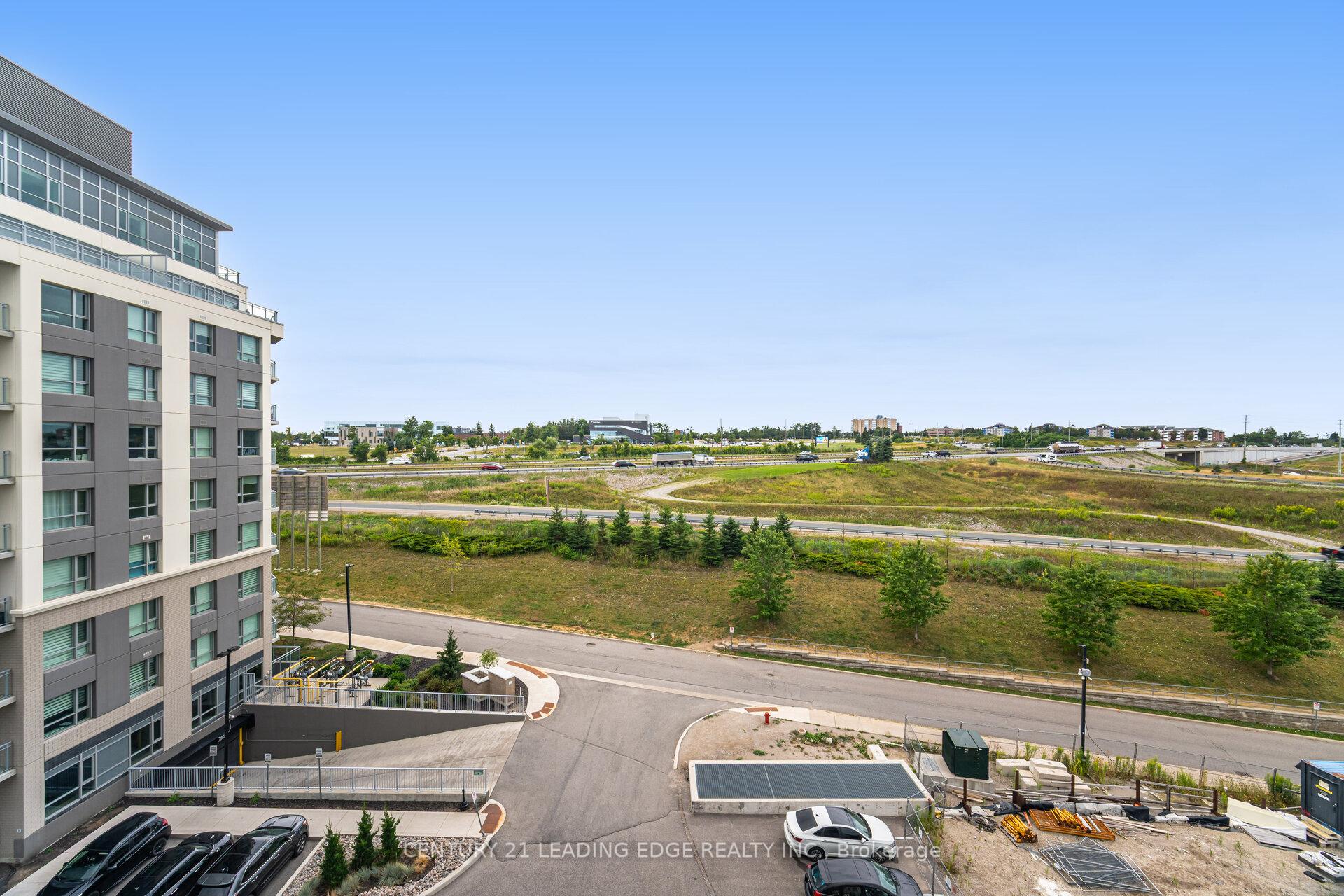 Photo 11 of Unit 613, 56 Lakeside Terrace, Barrie, Little Lake — HOMEH