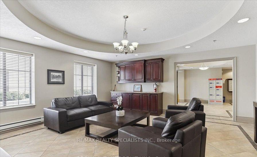 Photo 8 of Unit 203, 47 Caroline Street N, Hamilton, Central — HOMEH