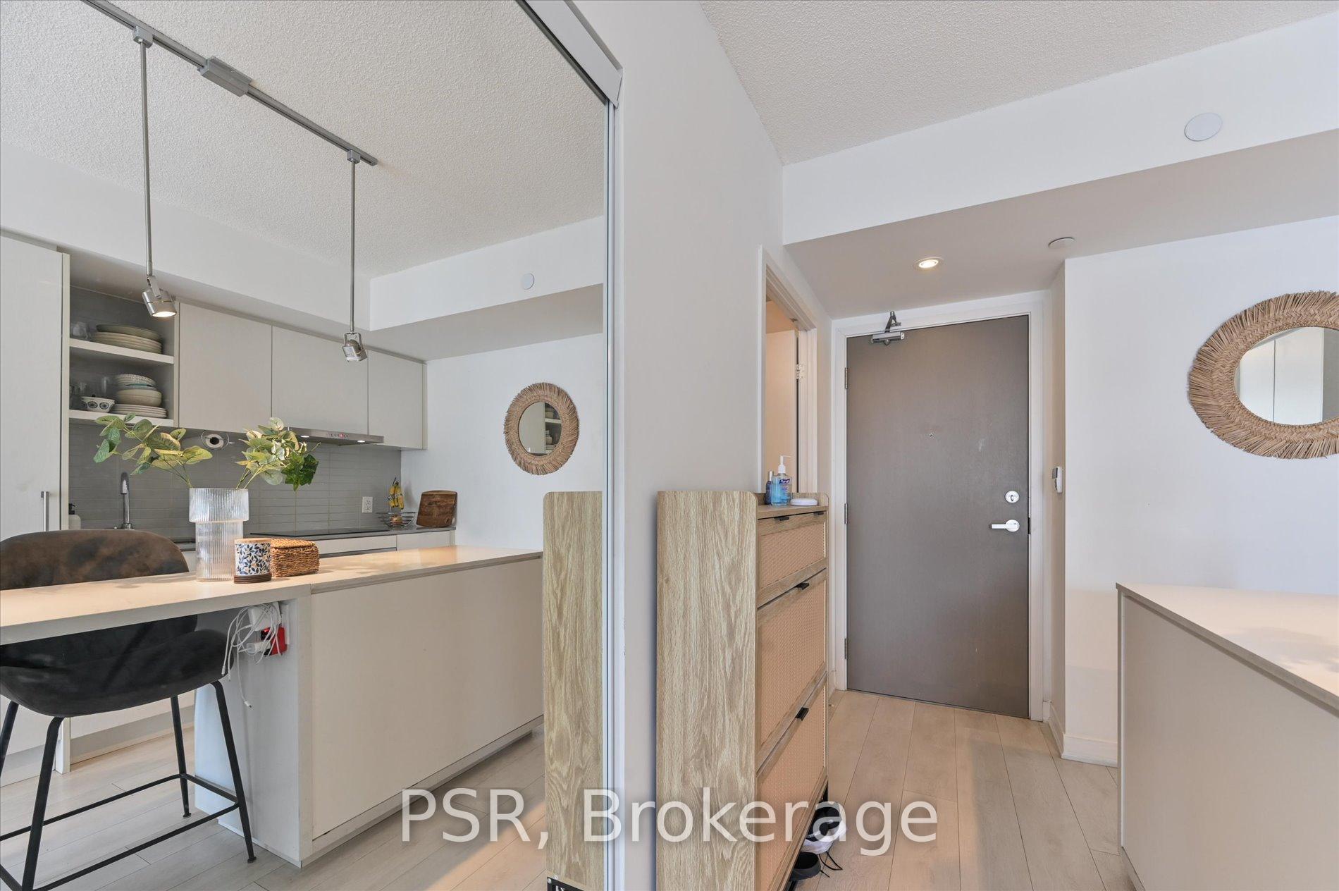 Photo 14 of Unit 2409, 88 Harbour Street, Toronto, Waterfront Communities — HOMEH