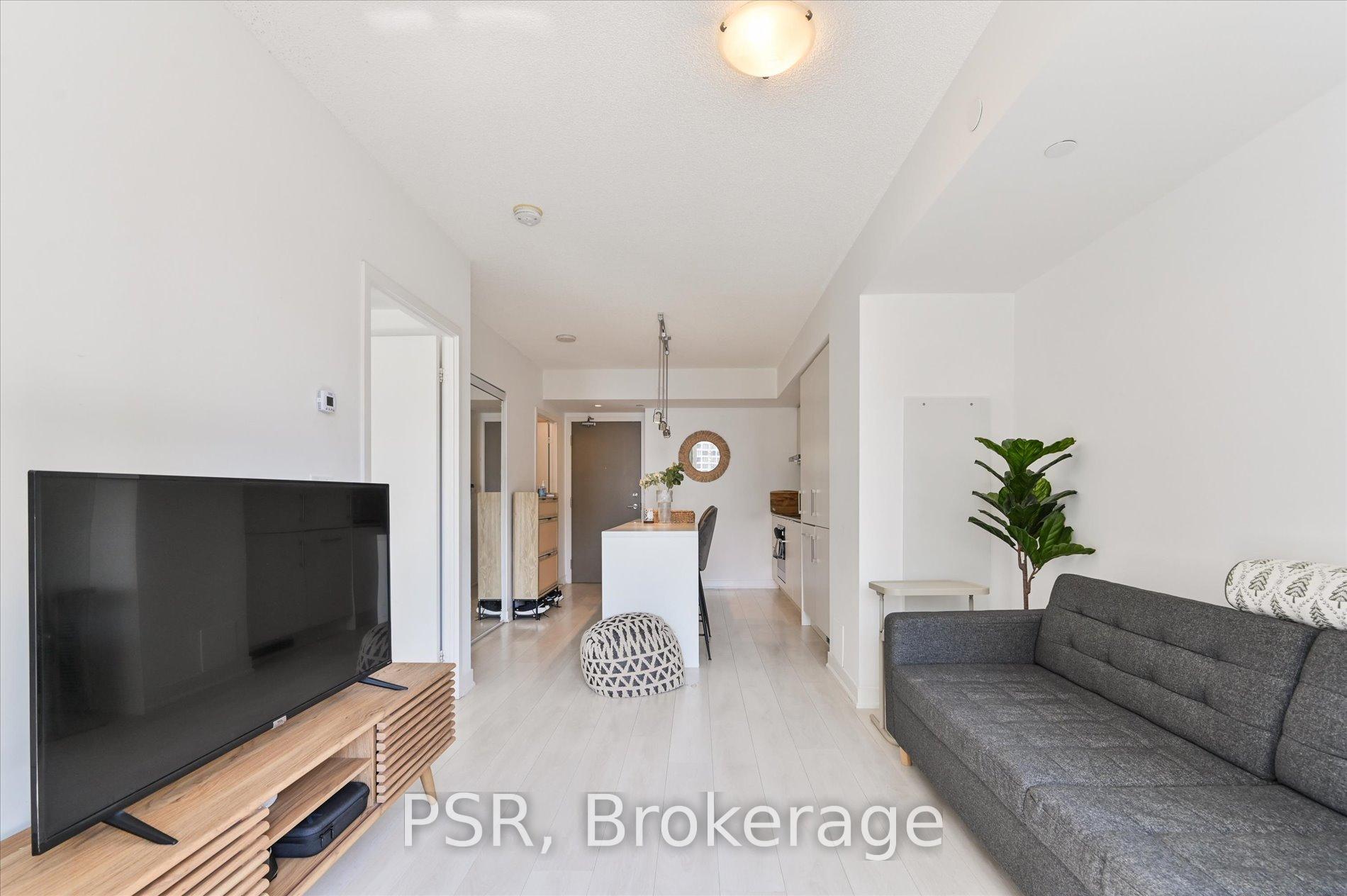 Photo 8 of Unit 2409, 88 Harbour Street, Toronto, Waterfront Communities — HOMEH