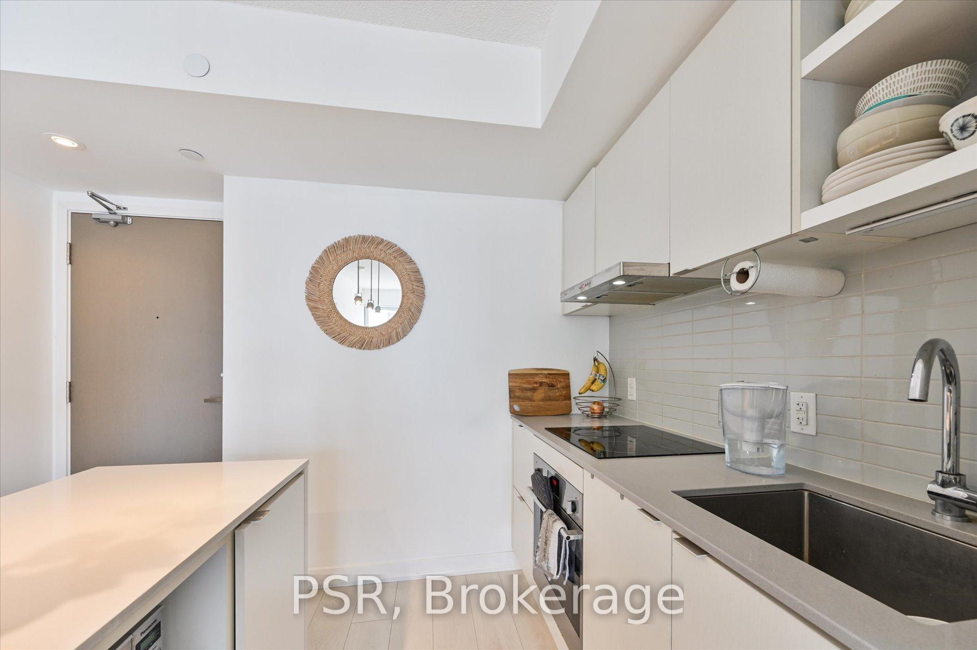 Photo 11 of Unit 2409, 88 Harbour Street, Toronto, Waterfront Communities — HOMEH