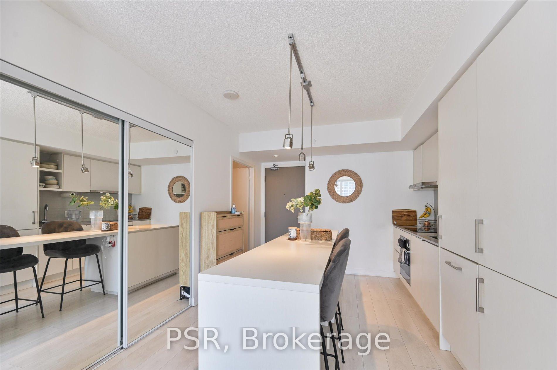 Photo 9 of Unit 2409, 88 Harbour Street, Toronto, Waterfront Communities — HOMEH