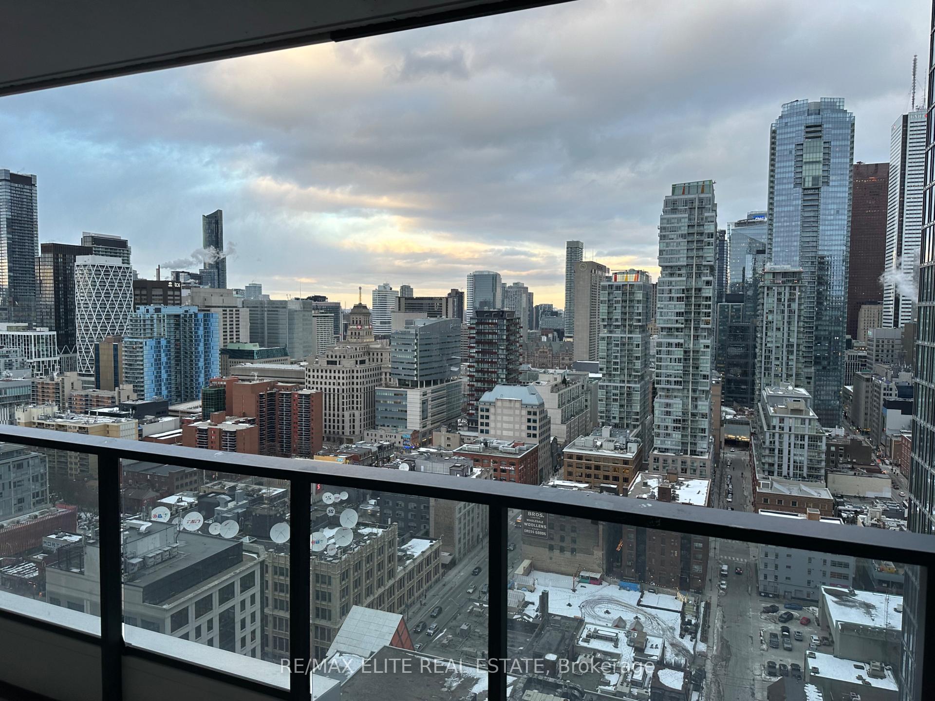Photo 8 of Unit 3303, 38 Widmer Street, Toronto, Waterfront Communities — HOMEH