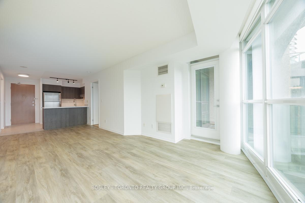 Photo 13 of Unit 610, 219 Fort York Boulevard, Toronto, Niagara — HOMEH