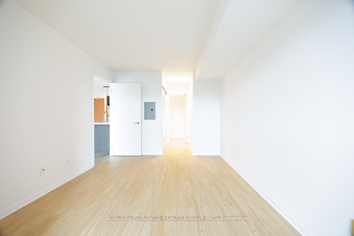 Photo 19 of Unit 610, 219 Fort York Boulevard, Toronto, Niagara — HOMEH